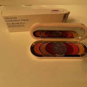 Discovery Eyeshadow Palette
